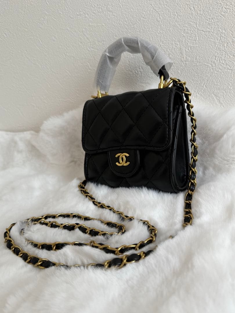 CHANEL チェーン　ミニショルダーバッグ
