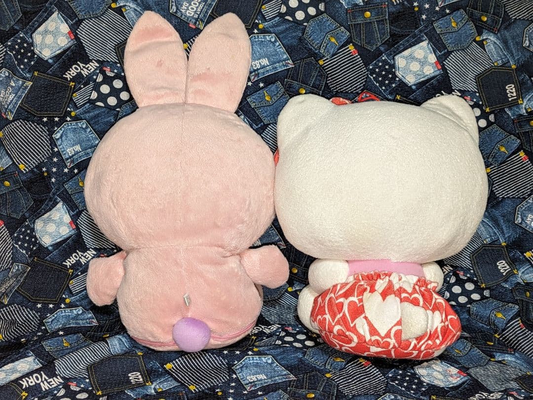 希少♡サンリオ♡キティ♡赤色ハートクッション♡BIGぬいぐるみ＆カラフルバーニー