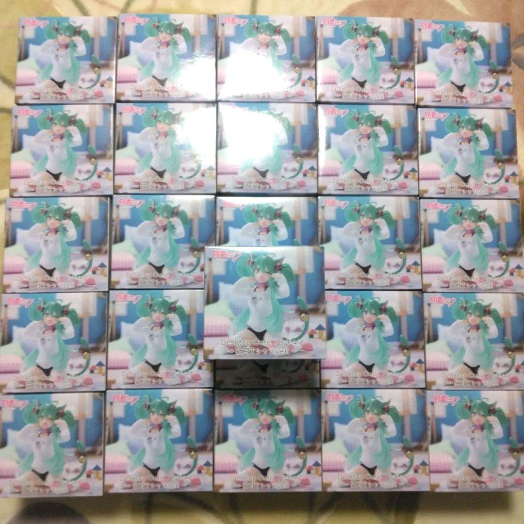 初音ミク　猫耳Tシャツ　フィギュア　26個　まとめ売り　セット