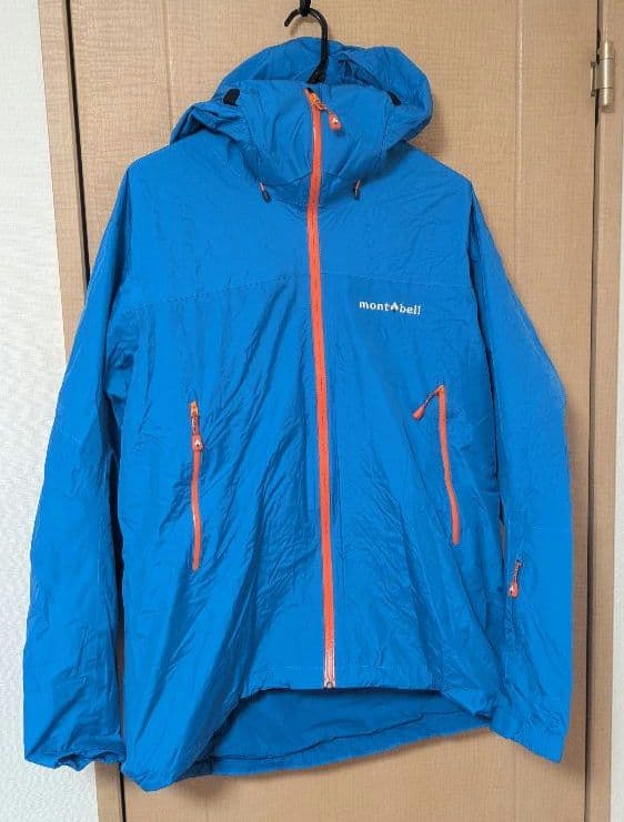 mont-bellのスキーウェア (ジャケットとパンツセット)