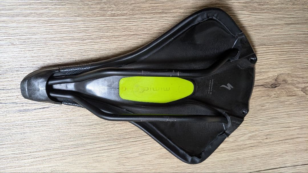 Specialized mimic サドル