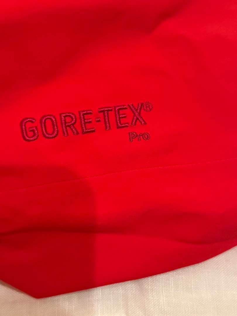 Peak Performance レディース スキーウェアシェル上下セット