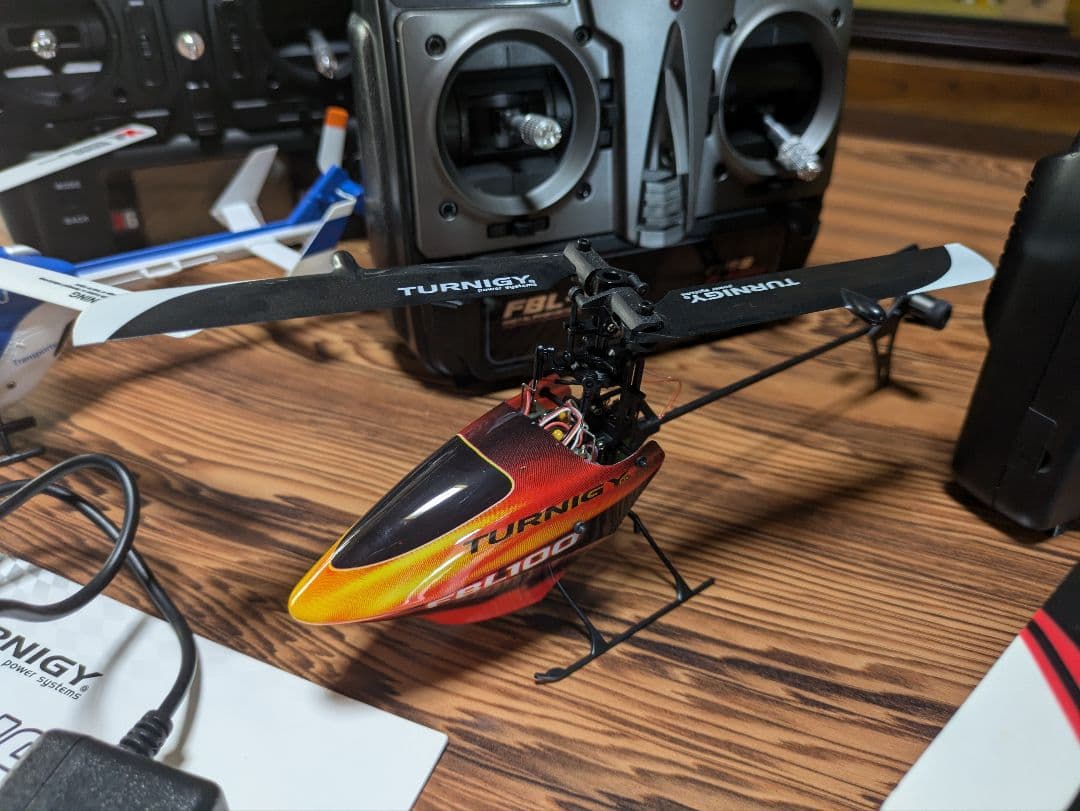 K124 & TURNIGY T100　ナインイーグルス　ラジコンヘリコプター