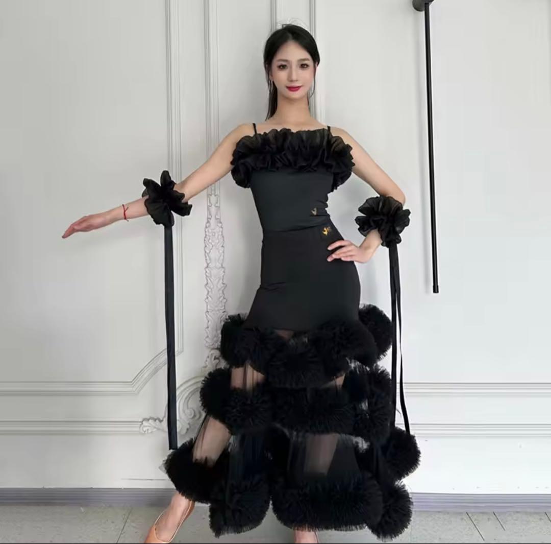 【新品】スタンダード フリルドレス 黒