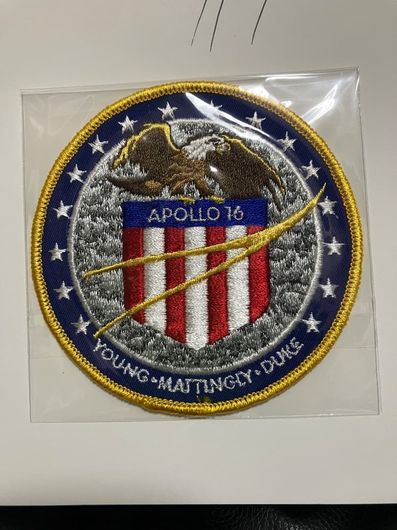 希少 アポロ16号 実飛行ミッションパッチ (認定書付き)