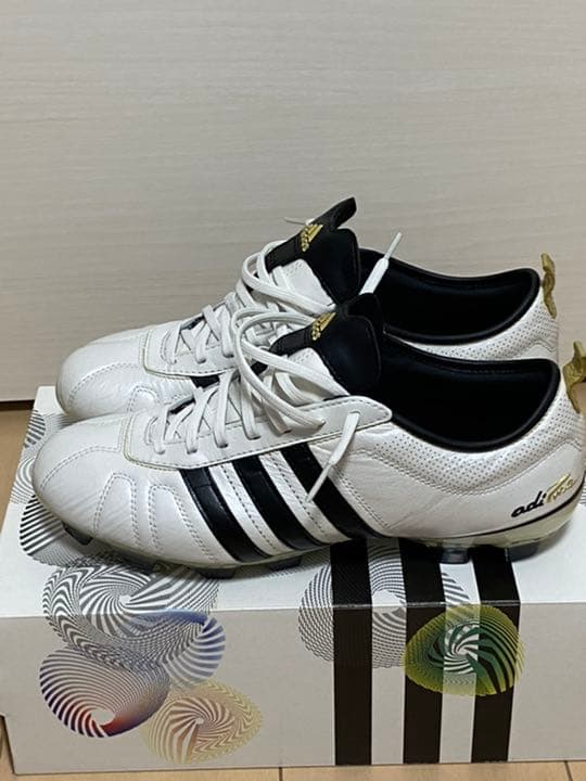 adidas アディダス　アディプュア