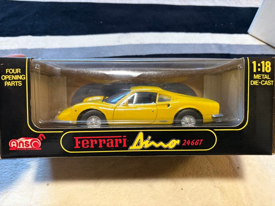 Ferrari Dino 246GT 1/18 イエロー