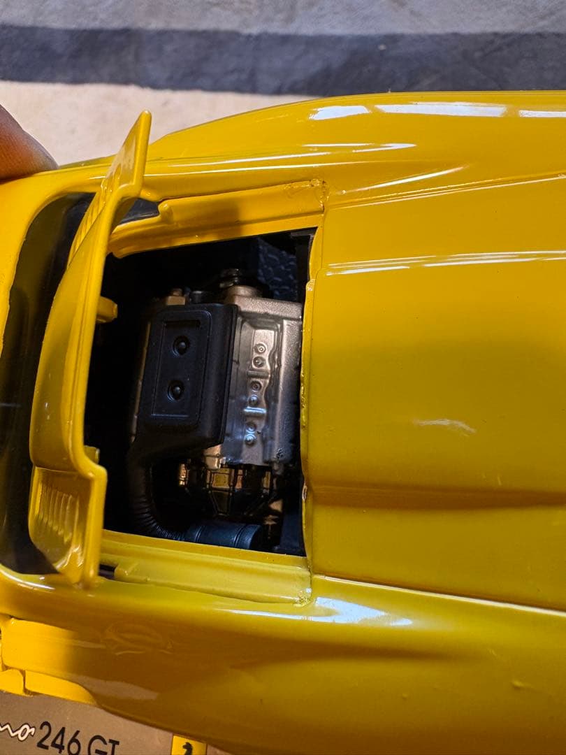 Ferrari Dino 246GT 1/18 イエロー