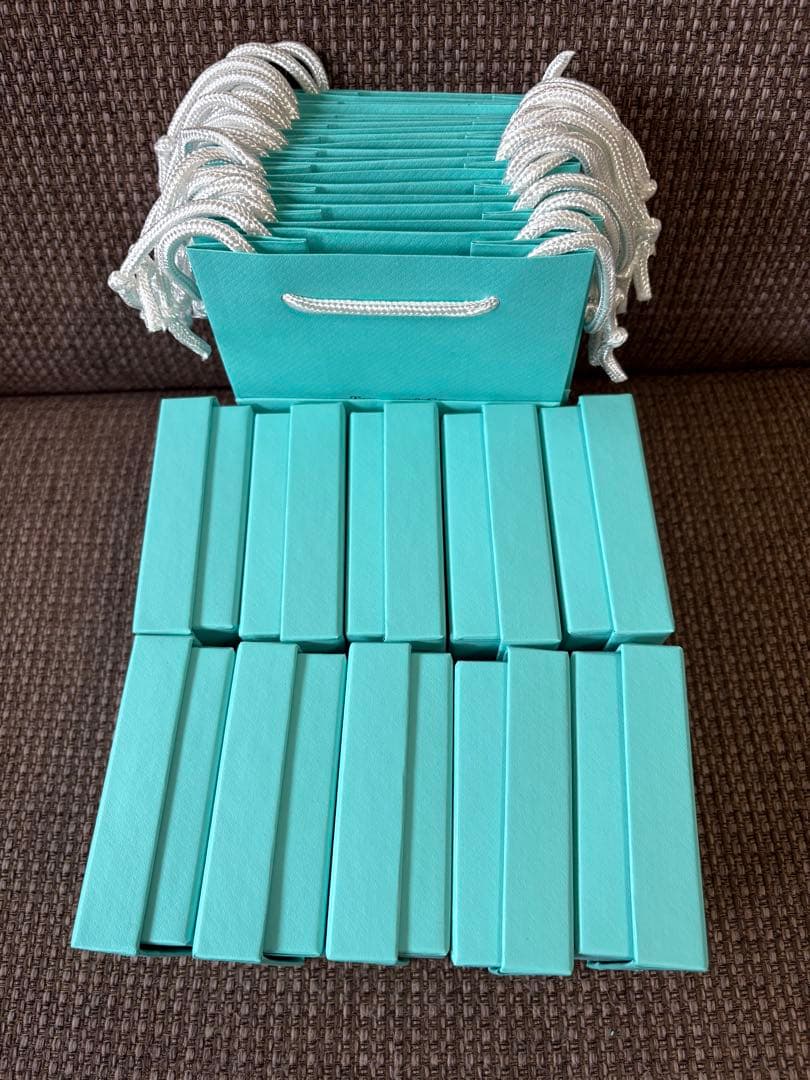 現行品　新品ティファニー　空箱　巾着袋　ミニ紙袋 10セット