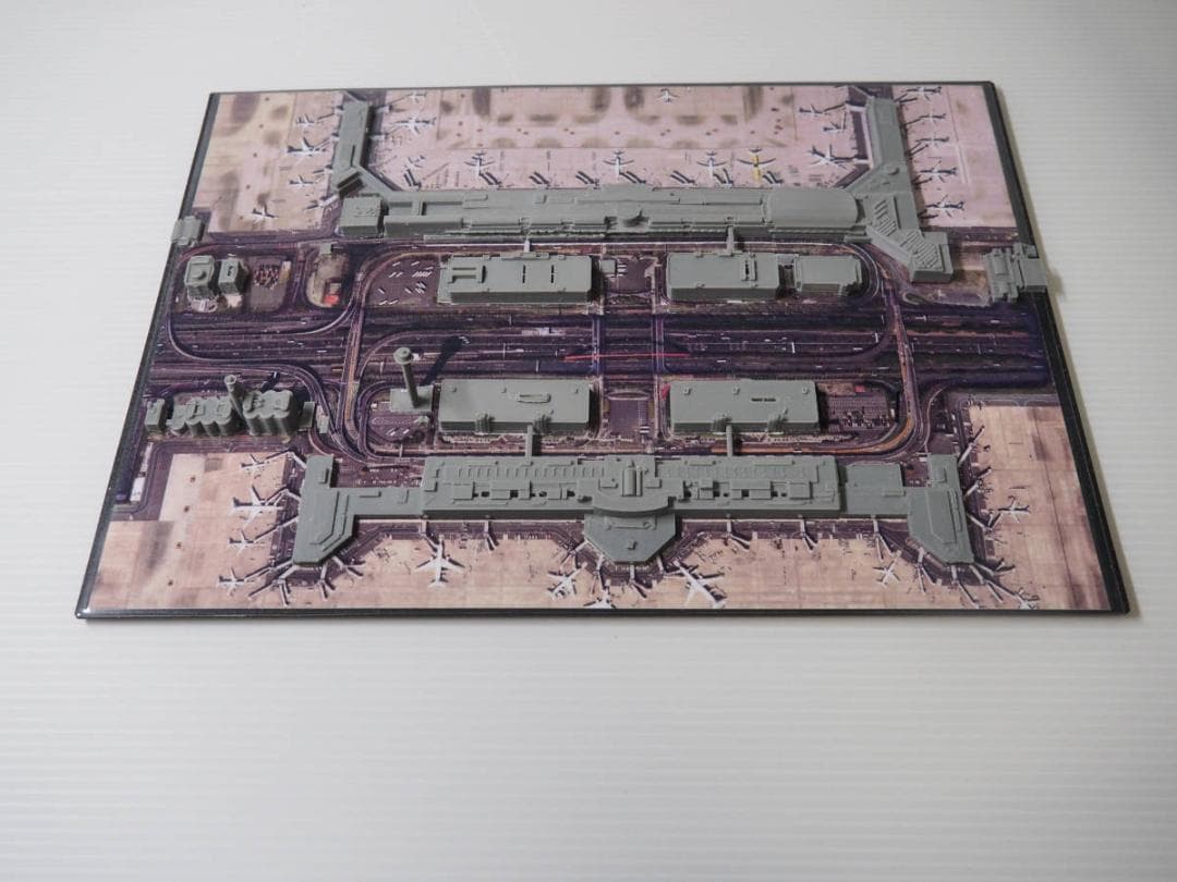 羽田空港第1 第2ターミナル　３D都市データを活用した都市模型　(透明ケース付)