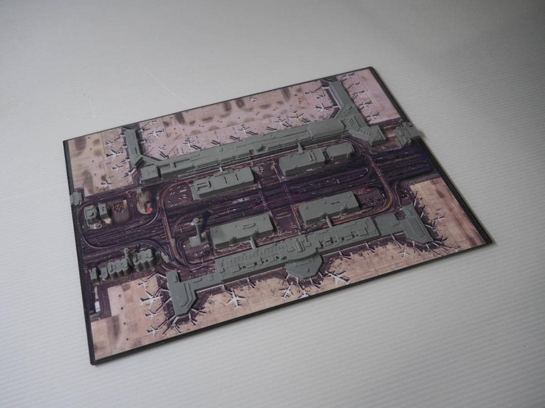 羽田空港第1 第2ターミナル　３D都市データを活用した都市模型　(透明ケース付)