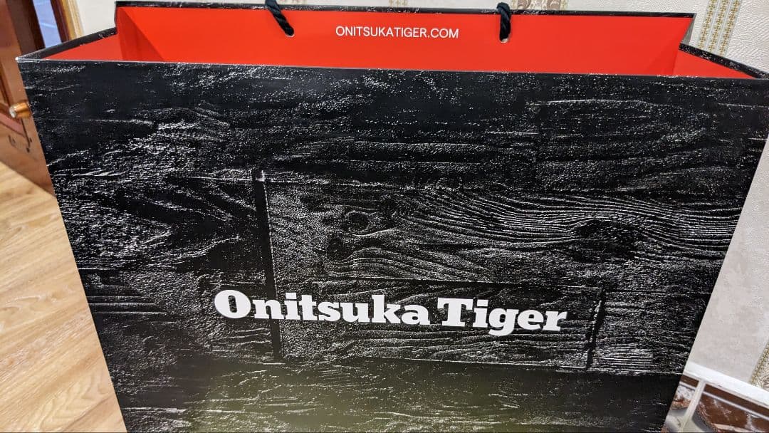虎　2足　・オニツカタイガー製シューズ、高級サンダルカラー、阪神タイガース