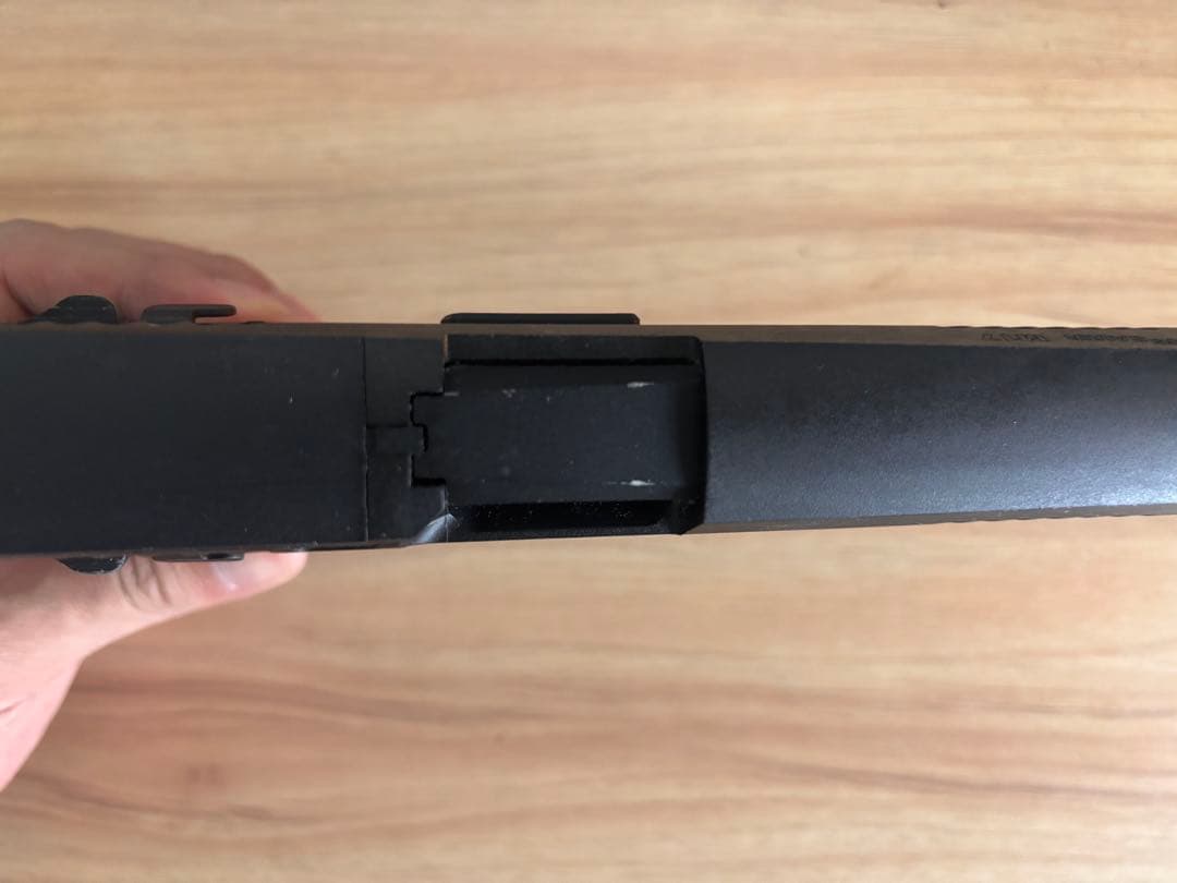 Laylax正規品 SIG PROFORCE M17 CO2ブローバックピストル