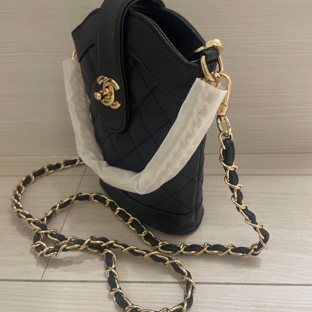 CHANEL ノベルティショルダーバッグ