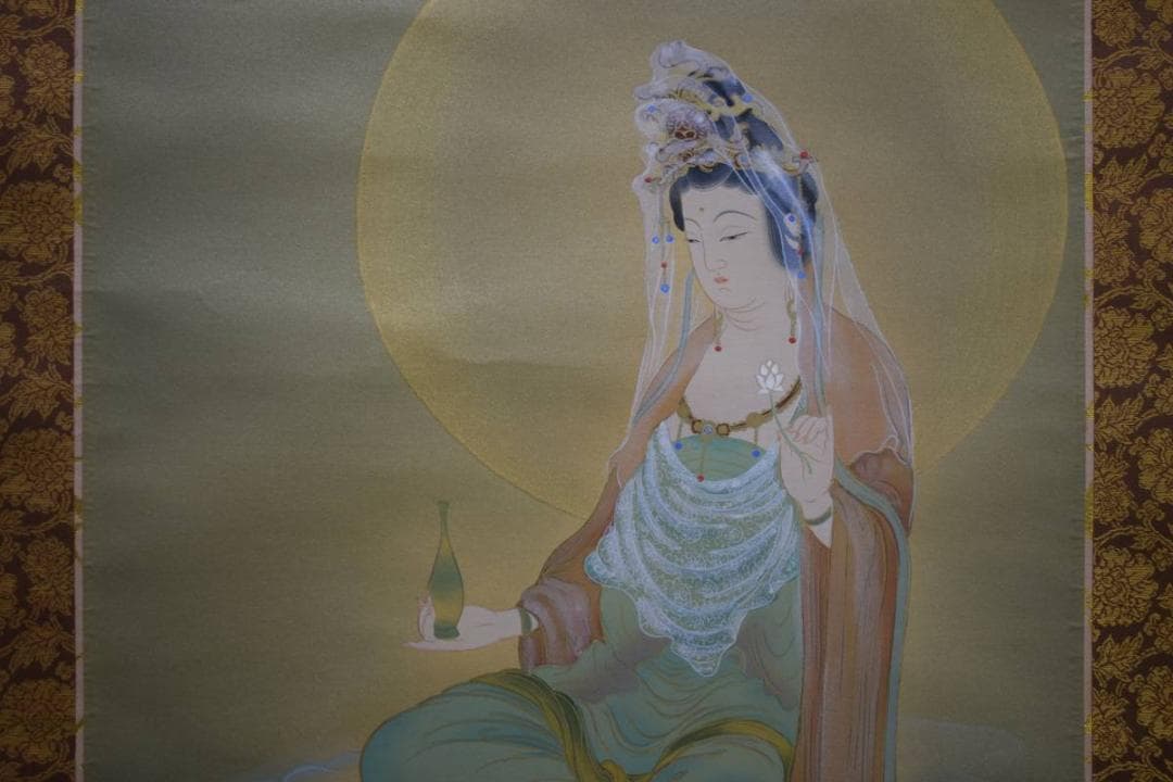 真作/國井道成/雲上観音図/漆共箱付/布袋屋掛軸HC-704