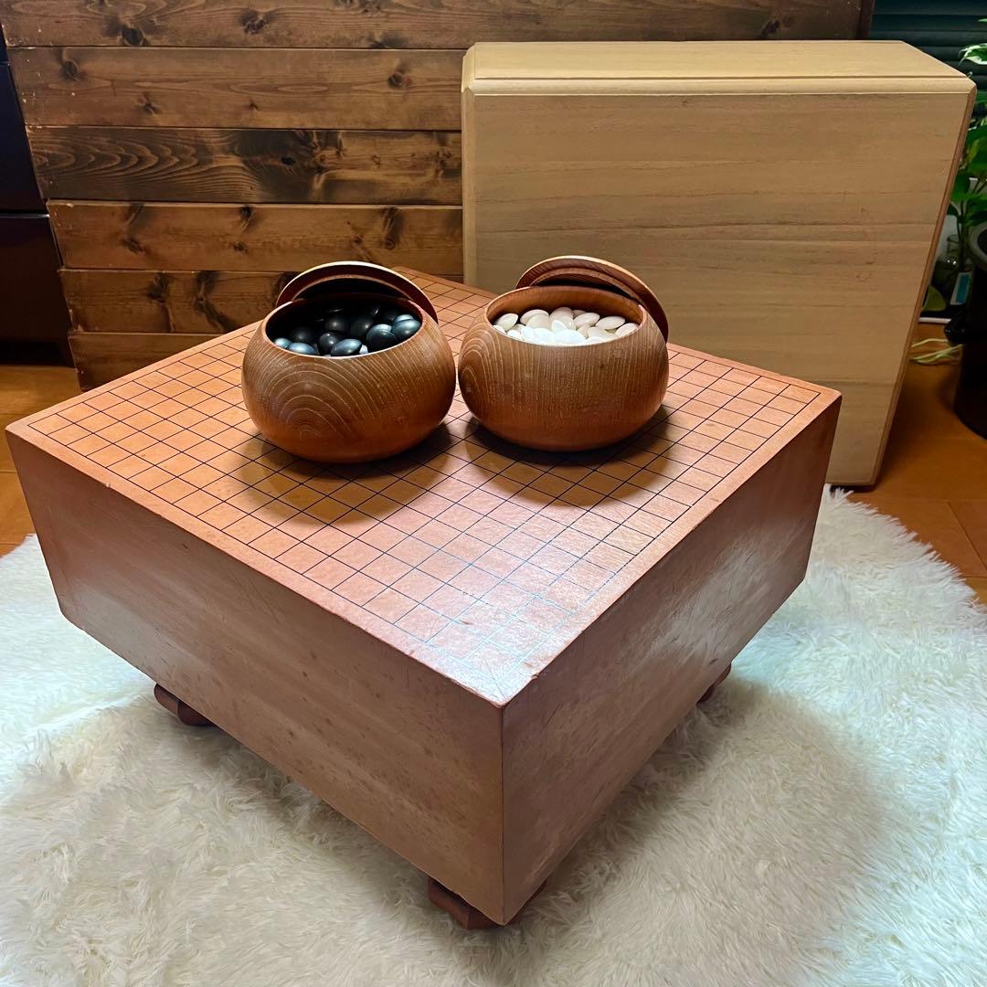 【onih0926】足付碁盤 厚さ約17.5cm 桐箱付き碁石 懐志作碁笥