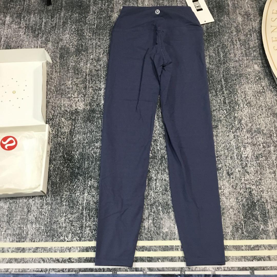 タグ付け☆Lululemon ヨガパンツ サイズ6ネイビー