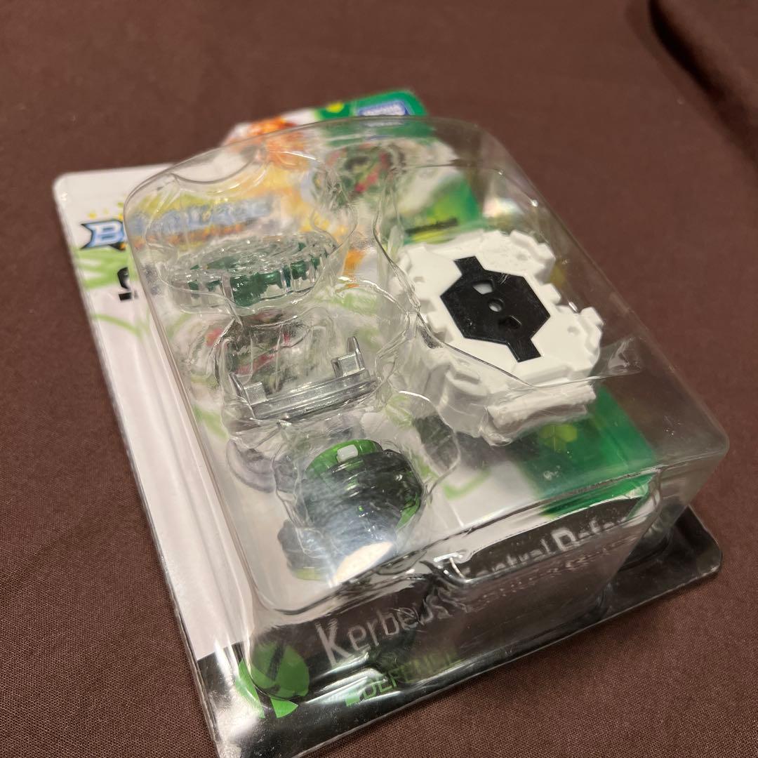 ベイブレードバースト B-04 ケルベウス　セントラル　ディフェンス