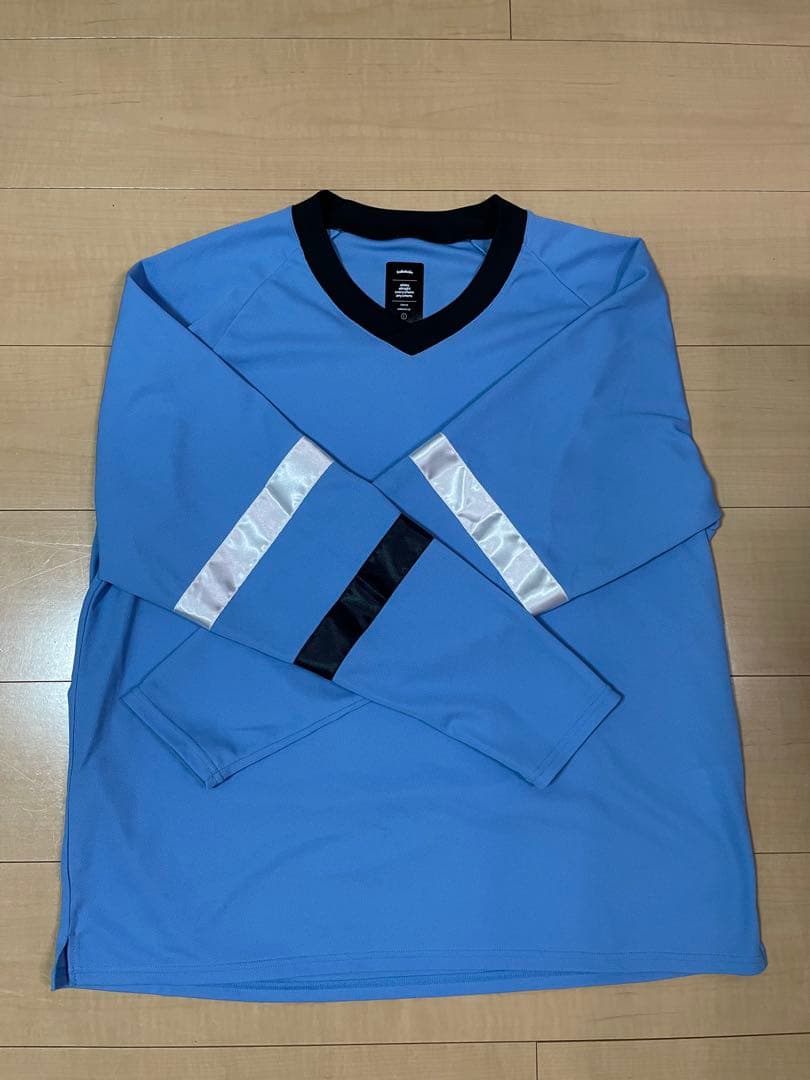 ウェア blhlc Oval Logo V-Neck Long Sleeve Shirt