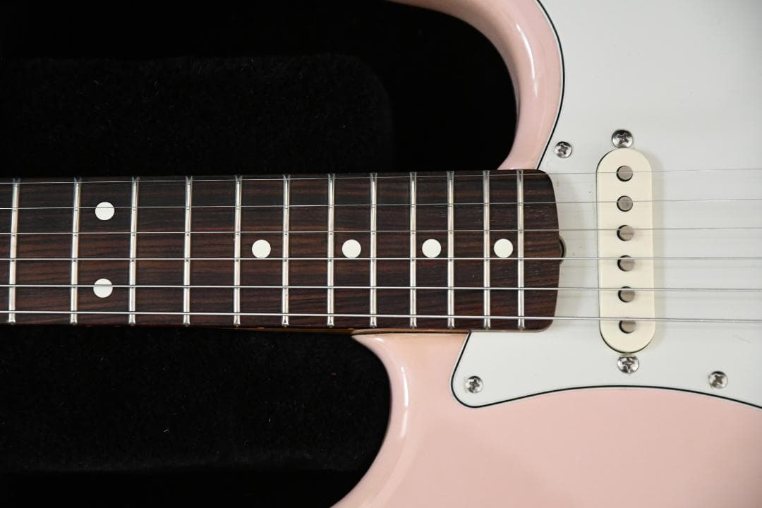 希少_Fender Mexico Stratocaster shell pink