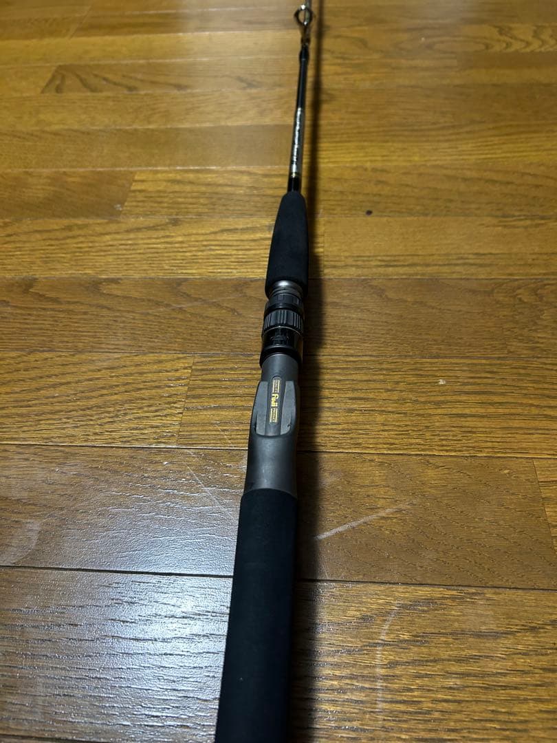 MCワークス　デュアルエッジ　603LR/B ベイトモデル　黒×金