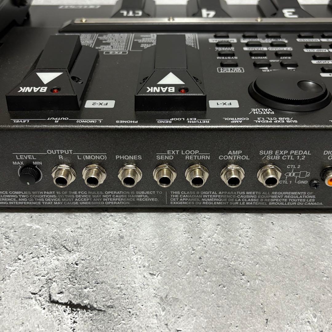 BOSS　GT-8　ギターエフェクター　ソフトケース付き