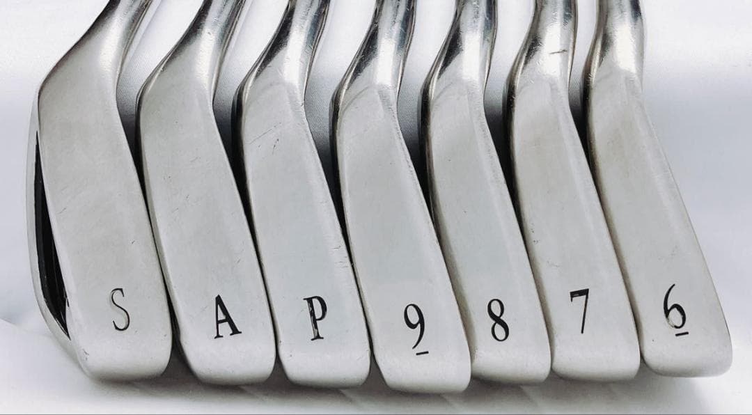 【レフティ】ゼクシオ 8（8代目）アイアンセット　ダンロップ　ゴルフクラブ