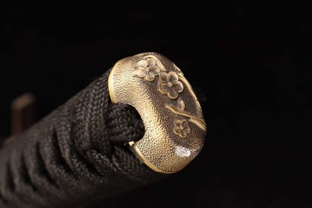 【武士一梅の花】古兵器 武具　刀装具　日本刀　模造刀 居合刀