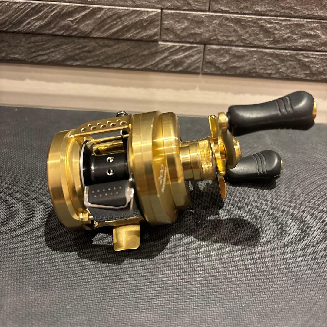 シマノ カルカッタコンクエスト200