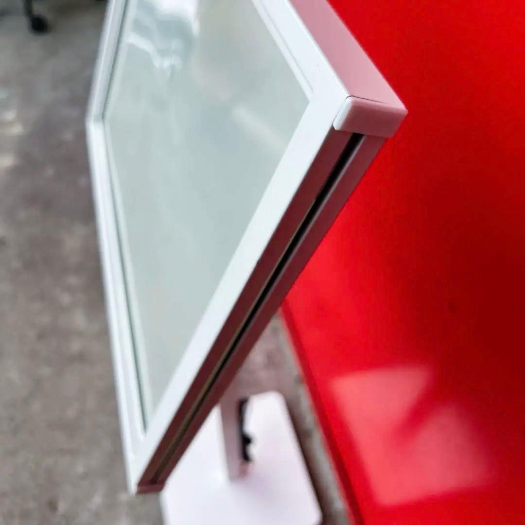 メニュースタンド