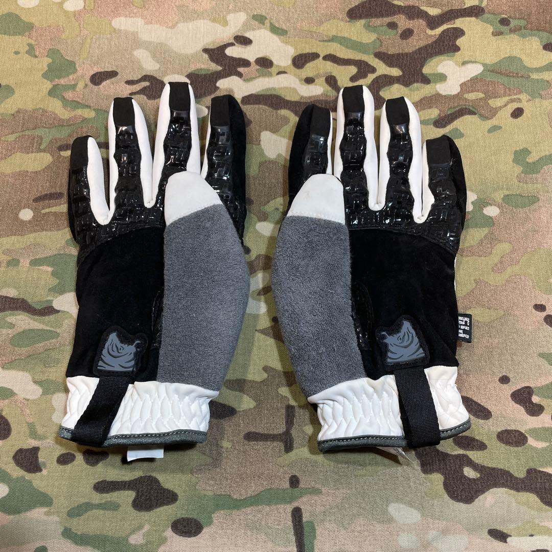 実物 PIG グローブ multicam alpine マルチカム　アルパイン