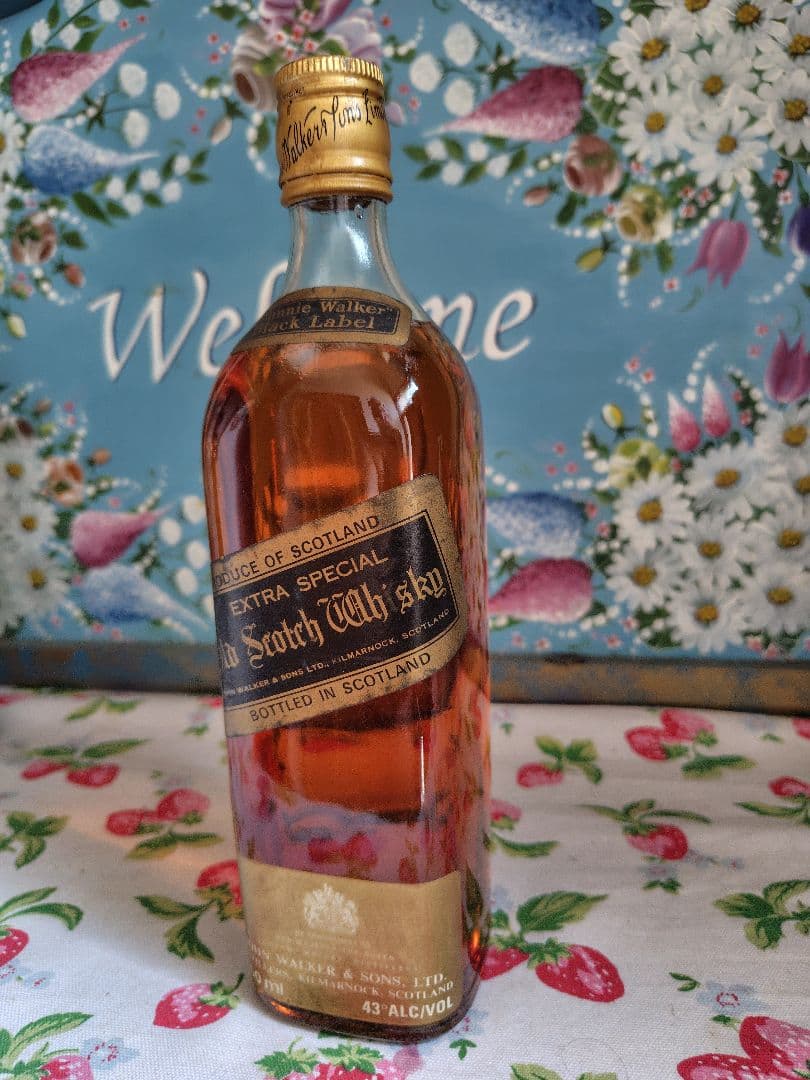 未開封　ジョニーウォーカー ブラック　金キャップ 白紋章　黒ラベル　古酒　希少