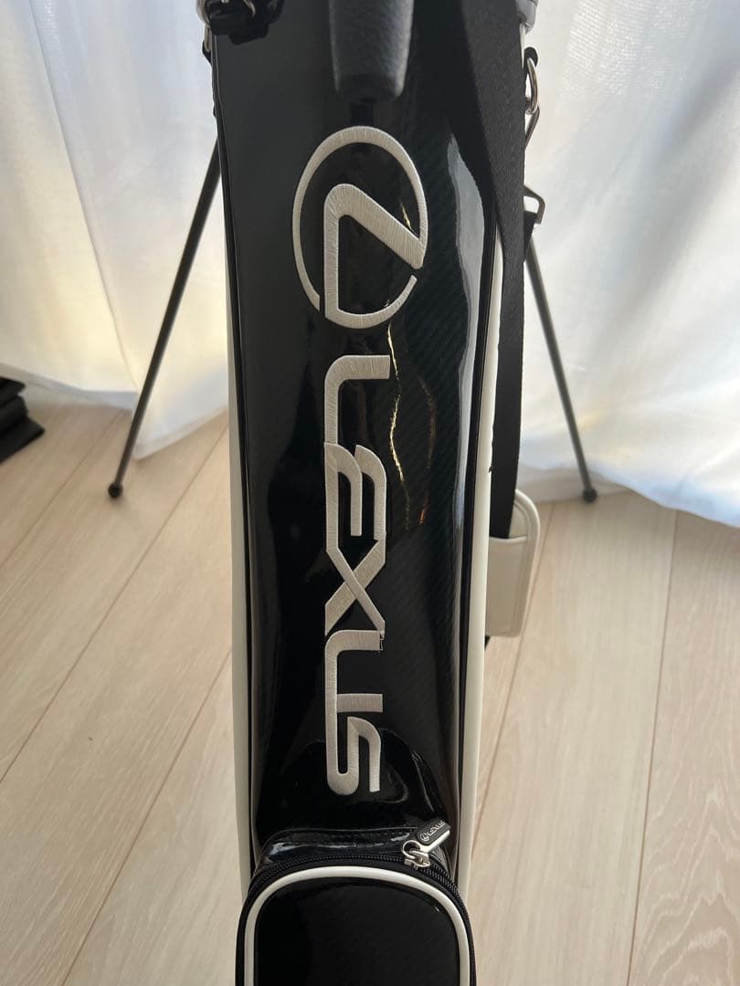 レクサス　ゴルフ　キャディバッグ　スタンド付き　LEXUS 美品 未非売品