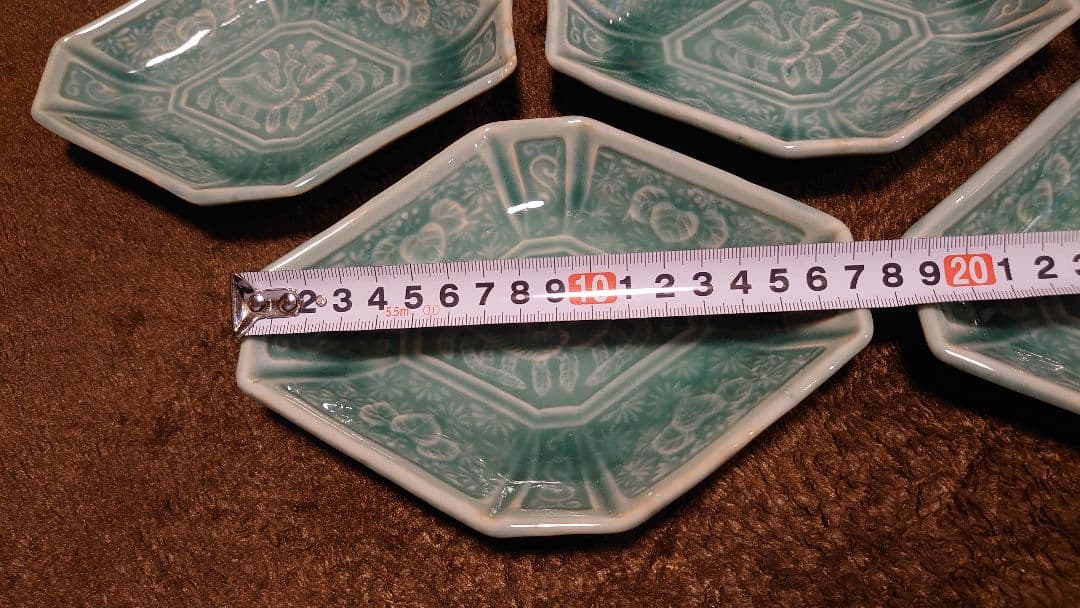 李朝　青磁　李朝青磁　菱形皿　菓子皿　陽刻　鳳凰　５客