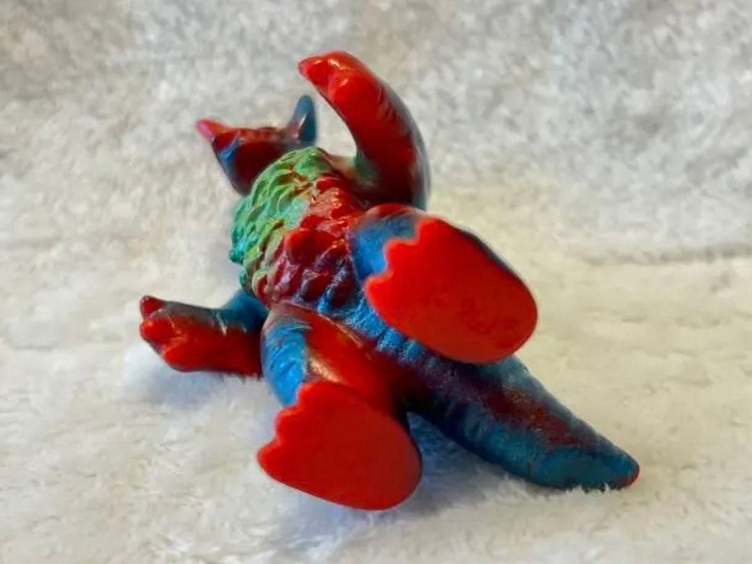 【怪獣】ゴモラペンダント ソフビ 円谷