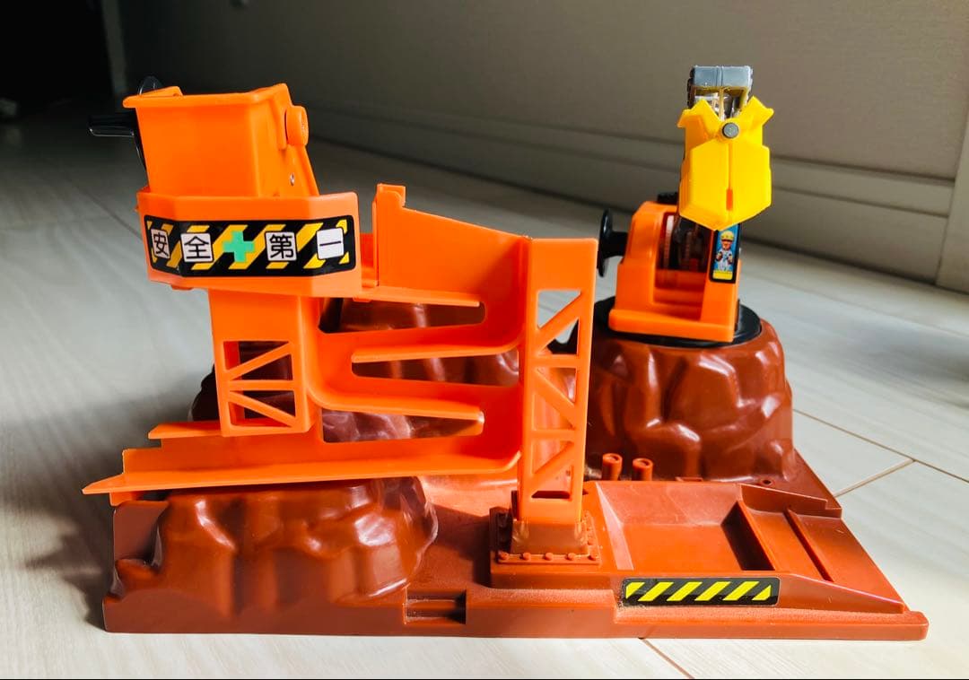 【大特価】トミカ　大量まとめ売り　サーキット　サービスエリア　トミカビル