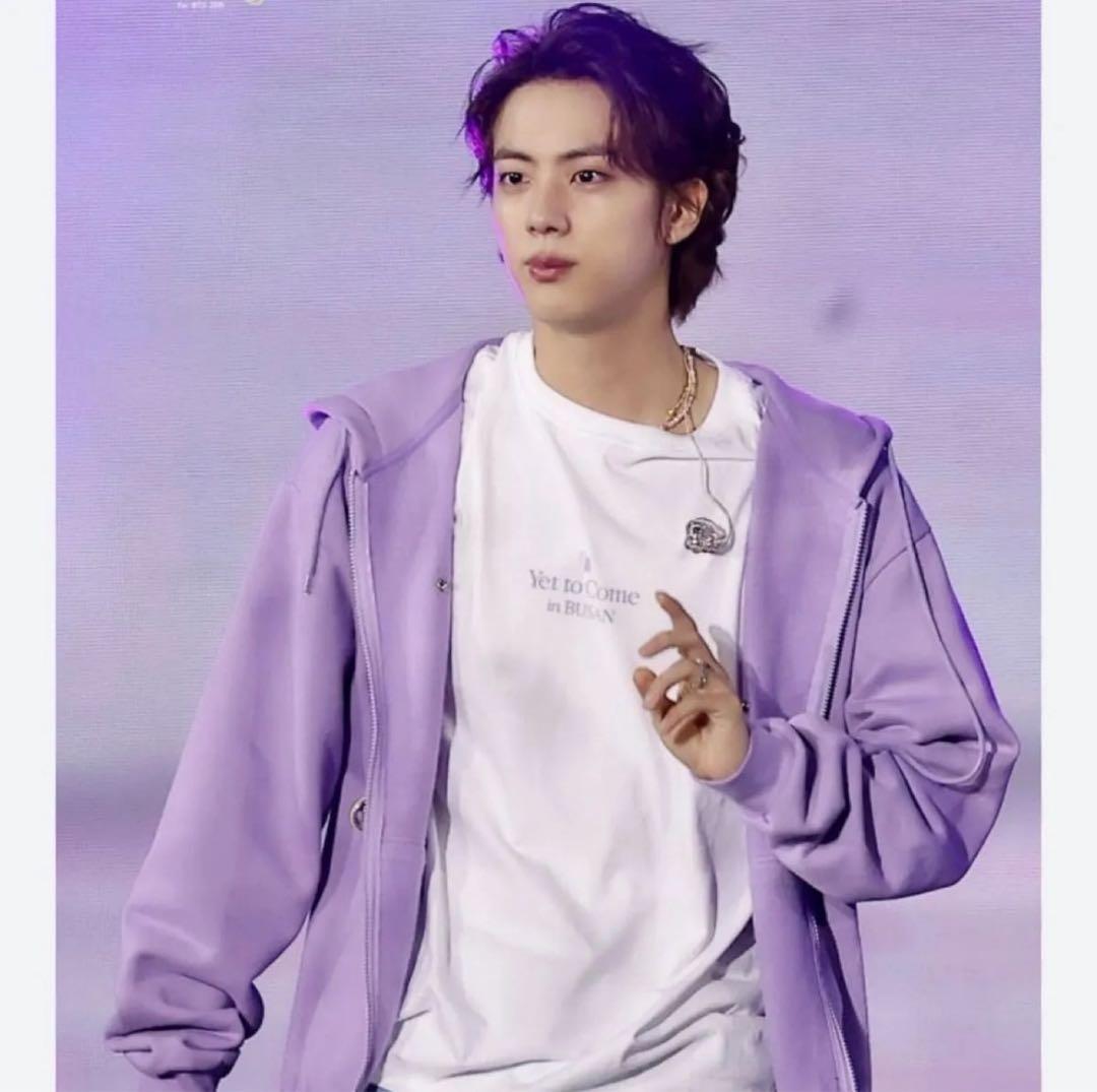 新品未使用　BTS Yet to Come in BUSAN パーカー Ｍ