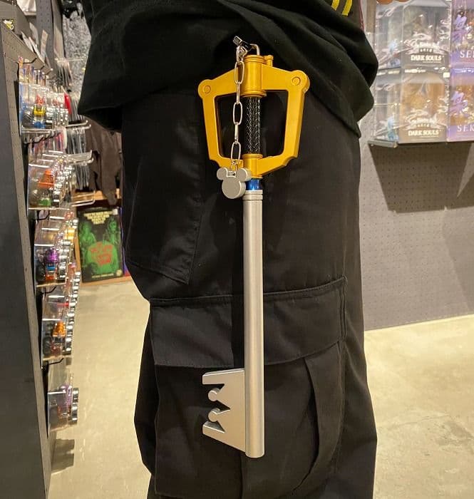 【新品・未開封品】ライトアップキーブレード　キングダムチェーンVer. 2　②