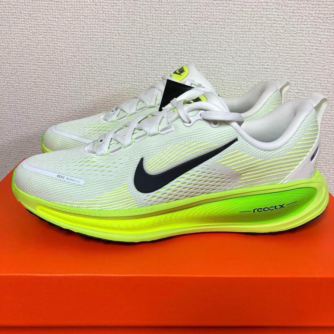 NIKE ナイキ　ズーム ボメロ18 GS 25.0cm ランニングシューズ
