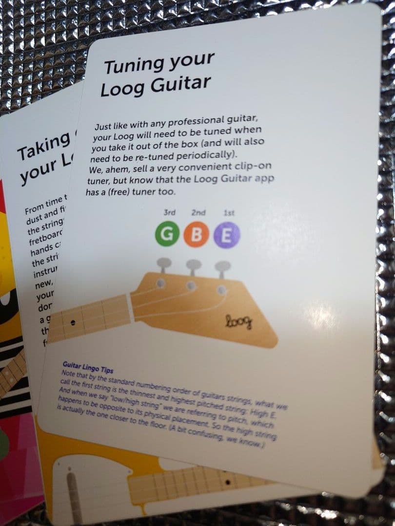 Loog Mini Electric ルーグ　エレキギター　　アンプ内蔵　ミニ
