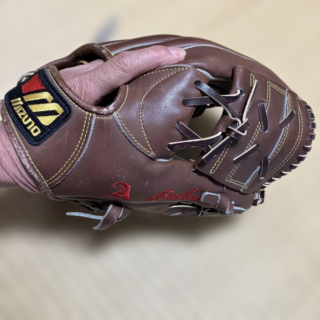 大人用　ミズノ 信義作 オーダー 希少 Mizuno 軟式グローブ　右投げ用
