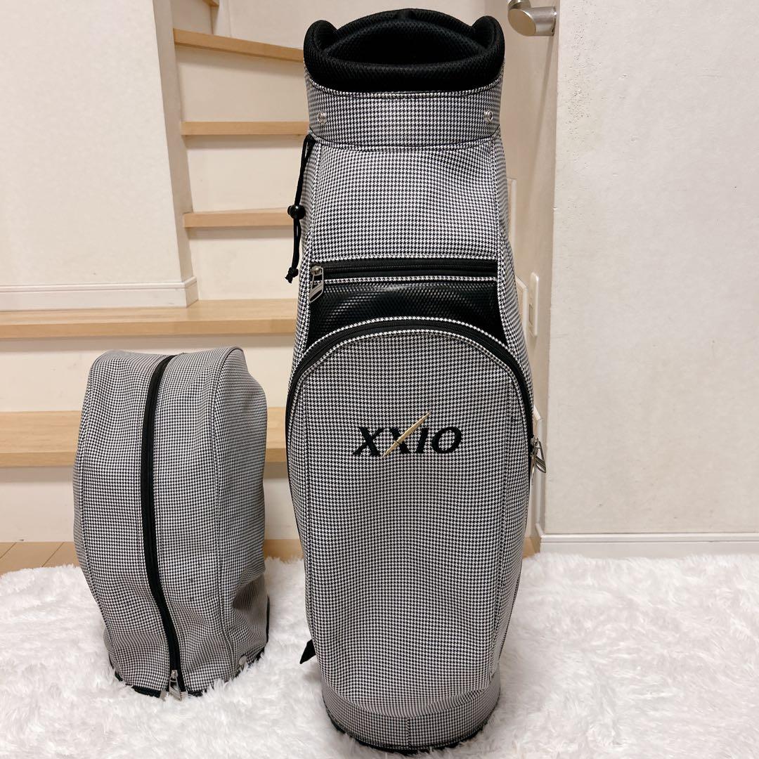 XXIOゼクシオ メンズ 大型キャディバッグ 千鳥格子柄 トラベルカバー付属