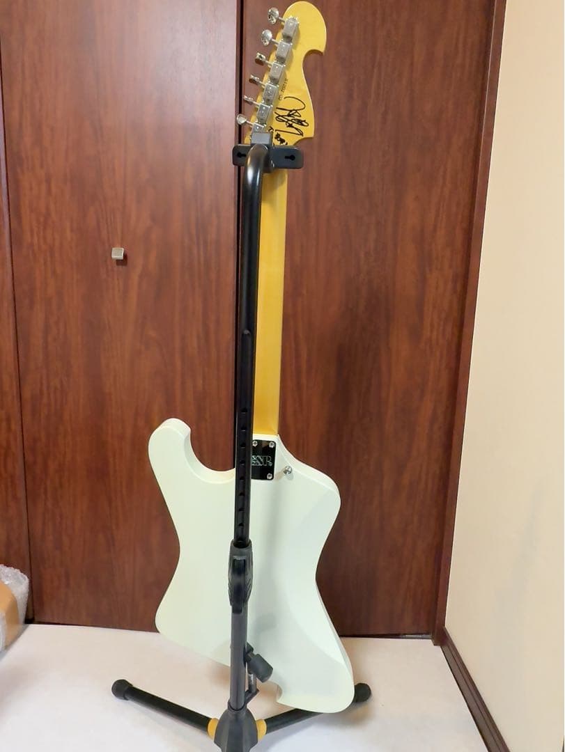 【美品】ESP Cygnus 廃盤　本人直筆サイン入り