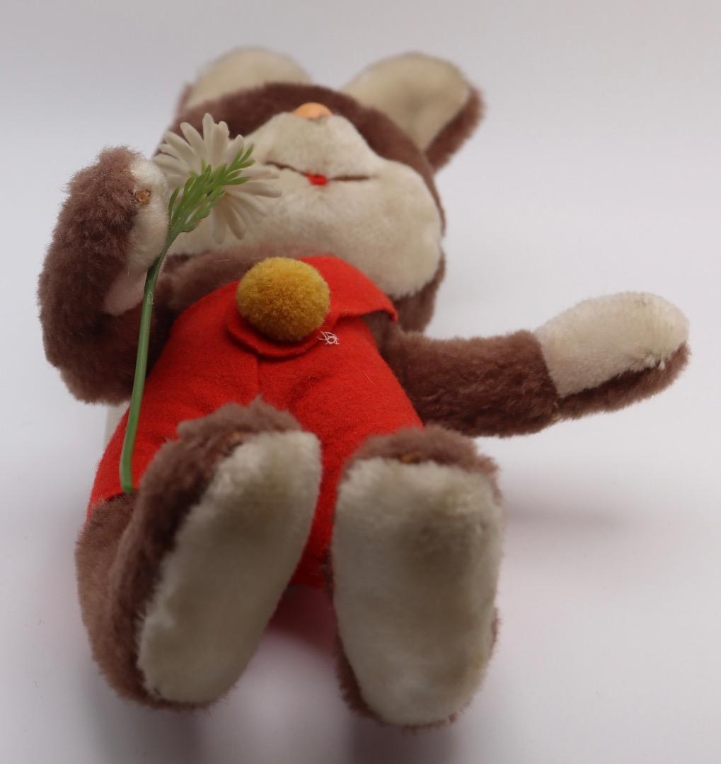 シュコー・ビゴベロ1964年代 ウサギ男の子 ぬいぐるみ 赤いオーバーオール