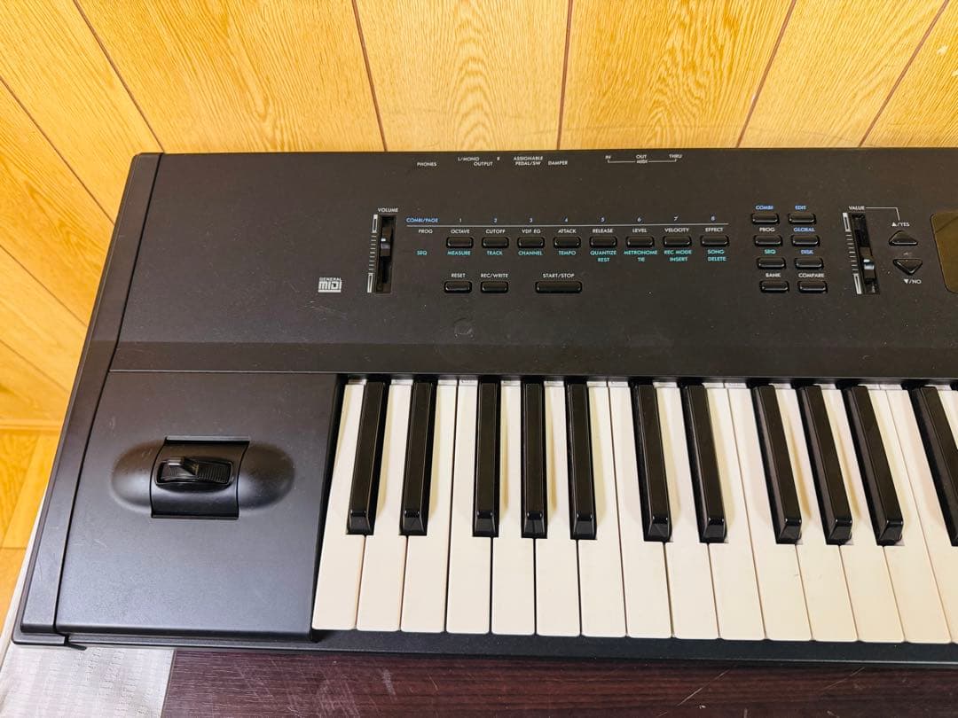 KORG X3 シンセサイザー コルグ