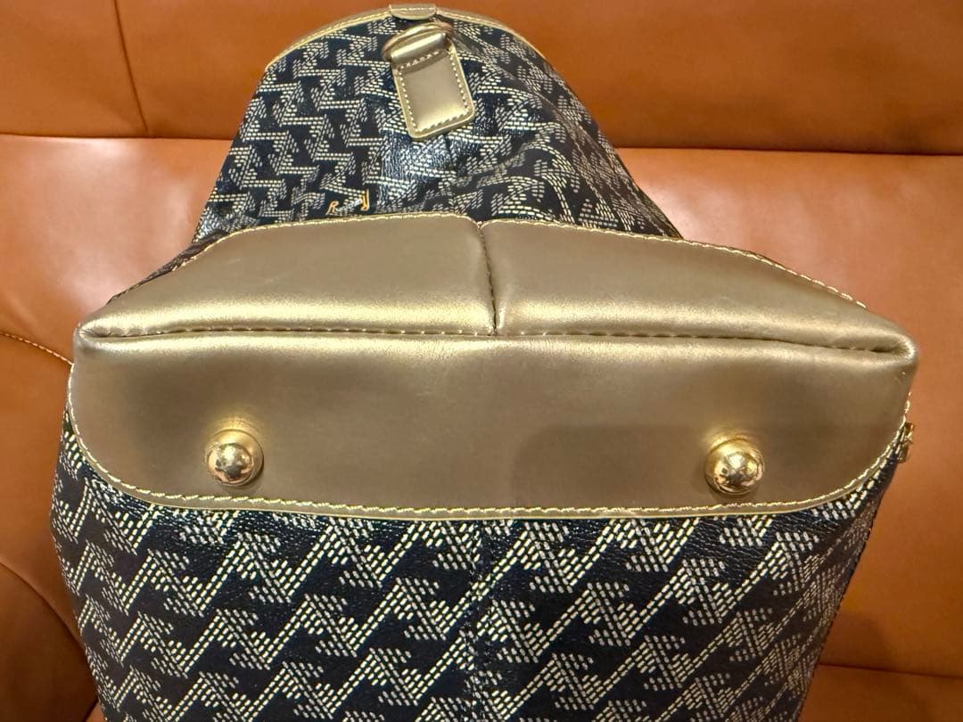 RESURRECTION レザレクション ボストンバック　美品