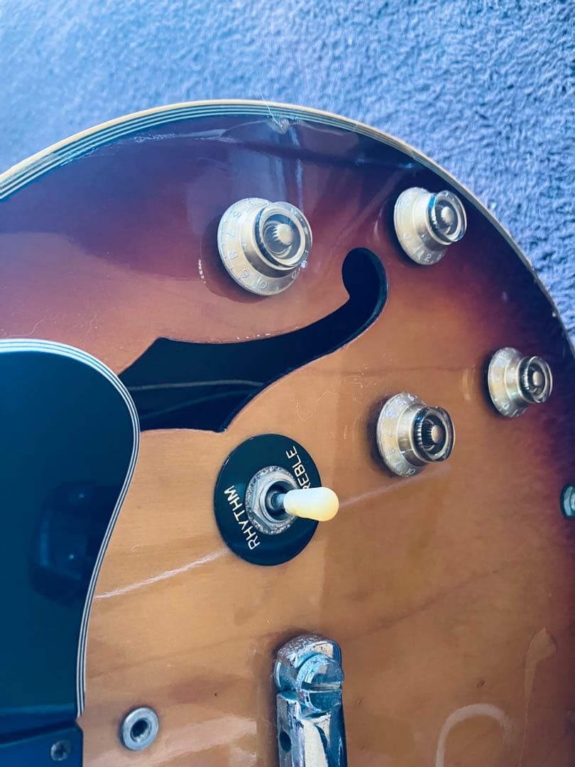 es 335タイプ　セミアコ　ギブソン系ギター