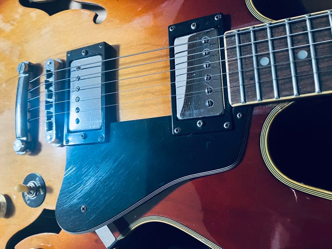 es 335タイプ　セミアコ　ギブソン系ギター