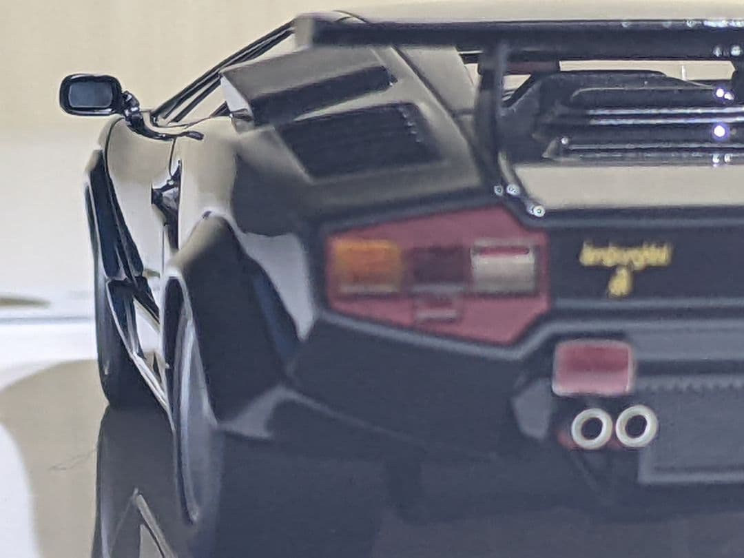 アイドロン 1/43 ランボルギーニ カウンタックLP5000QV 1988