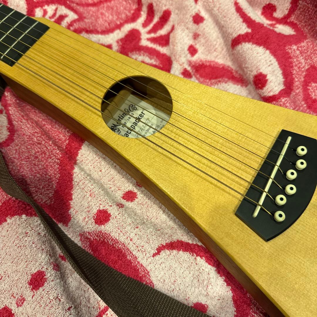 Martin Backpackar ギター